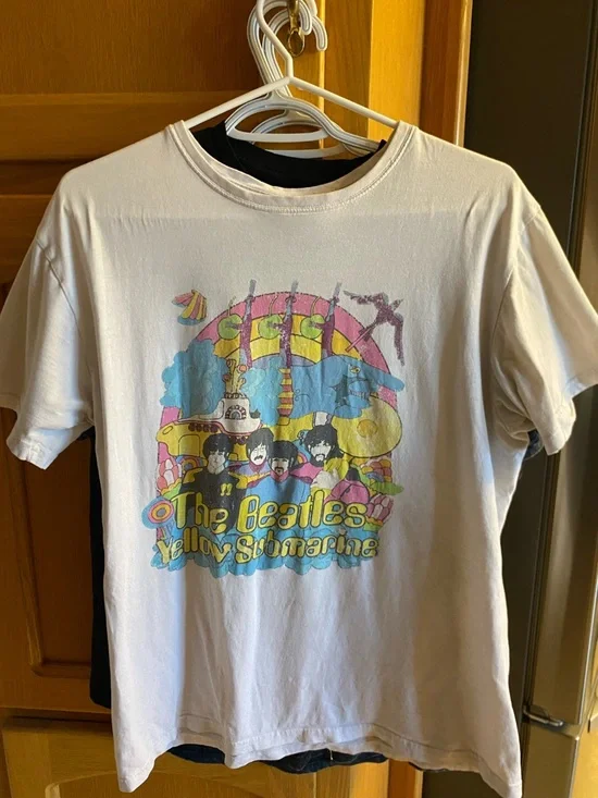 Shirts - Picture 15 of 16